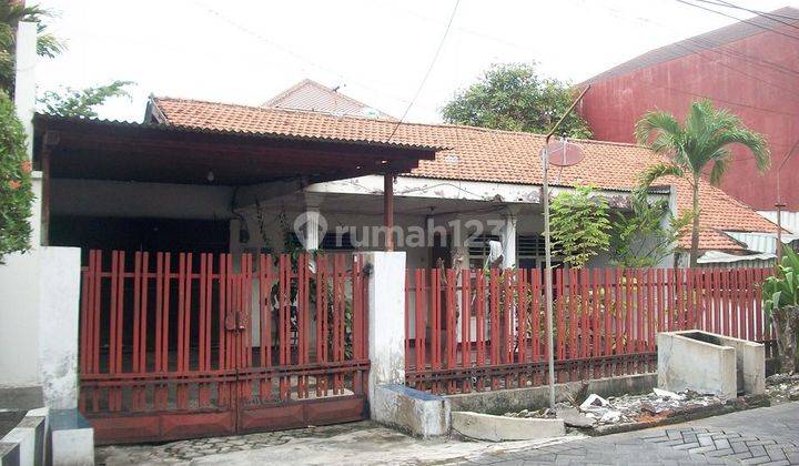 Rumah di Gayungsari, Bagus & Terawat, Row Jalan Lebar 1