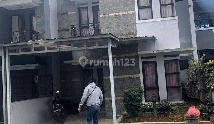 Rumah Nyaman Siap Huni Strategis di Komplek Eksklusif Puncak 1