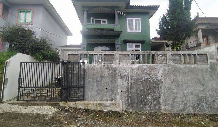 Villa Nyaman Siap Huni Baru Renovasi di Bukit Cipendawa Puncak 1