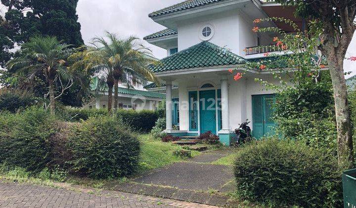 Villa Nyaman Suasana Tenang Udara Segar Di Cipanas PuncaK 1