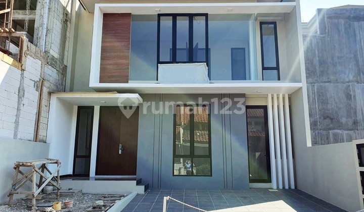 Rumah di Citraland International Village, Baru Gress, Minimalis, 2 Lantai Rumah di Citraland International Village, Baru Gress, Minimalis, 2 Lantai