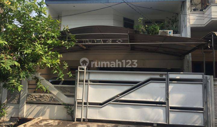 Rumah 2 Lantai Bagus di Tanjung Duren Utara 1