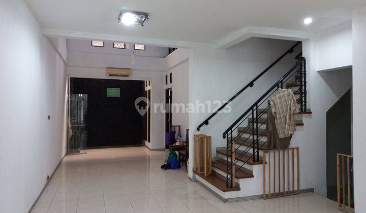 Rumah 2 Lantai Siap Huni Di Pulomas Barat S6295 1