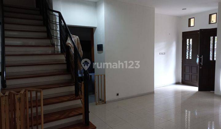 Rumah 2 Lantai Siap Huni Di Pulomas Barat S6295 2