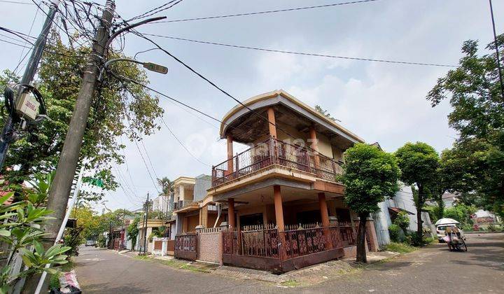 Rumah dengan lingkungan bagus di bintaro 2