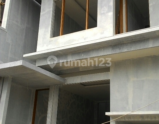 Rumah Baru. Siap Pakai Di Ciputat  2