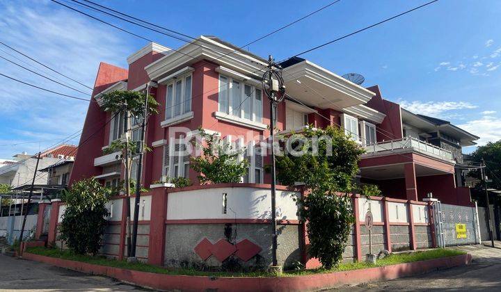 RUMAH KOMPLEK GREENVILLE JAKARTA BARAT MEWAH HOOK 1