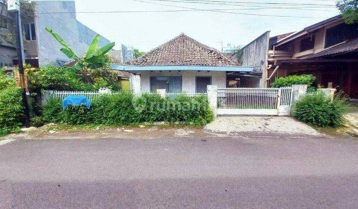 Rumah Lama Hitung Tanah Dekat Jalan Riau 1