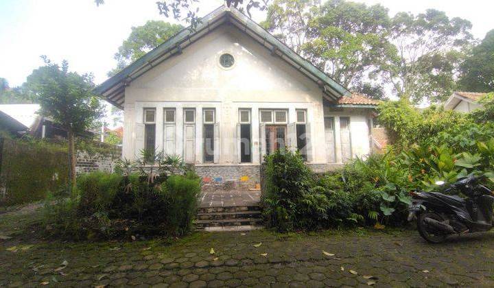 Old House with Land Measurement on Main Road H Juanda Dago