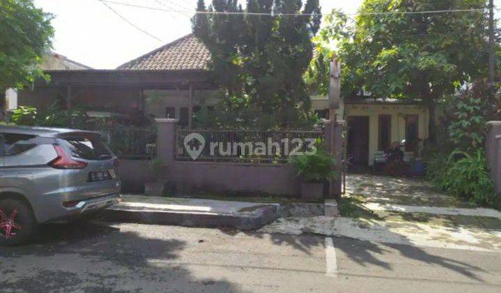 Rumah Lama Sayap Riau Jalan Lebar 2