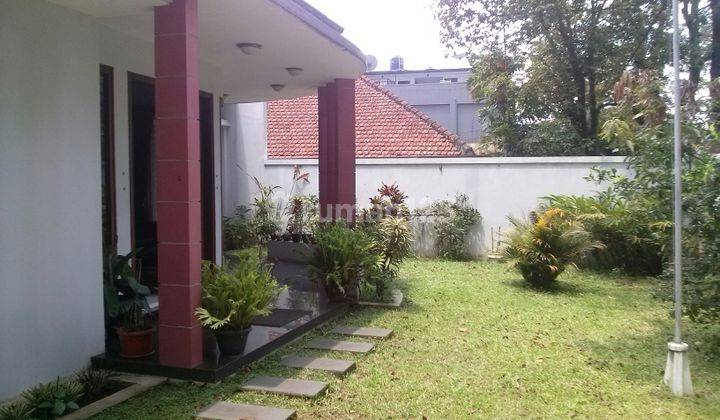 Rumah Lux Jalan Windu Gatot Subroto Bandung 1