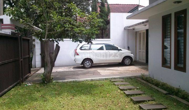 Rumah Lux Jalan Windu Gatot Subroto Bandung 2