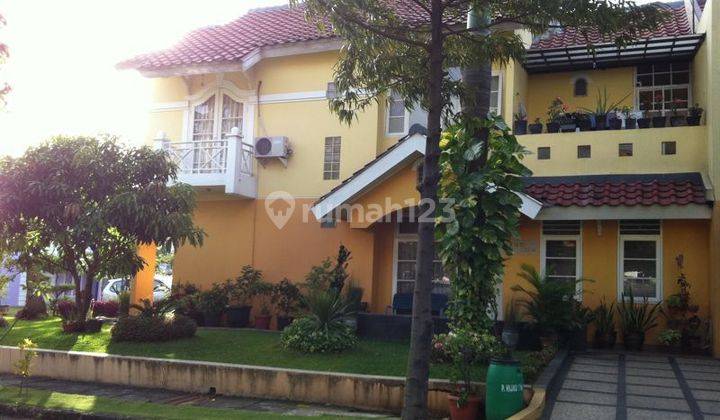 RUMAH DUA LANTAI DILOKASI STRATEGIS PINUS HIJAU MEADOW GREEN LIPPO CIKARANG 2