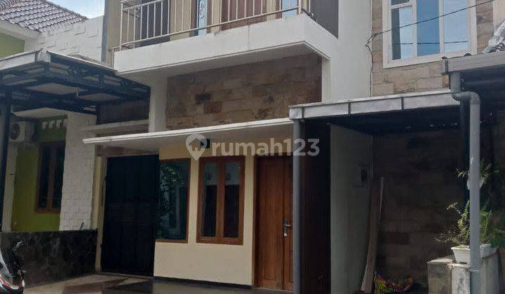 Jual Rumah 2 Lantai SHM di Banyumanik Regency 1