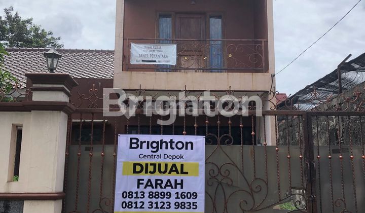 RUMAH MEWAH 2 LANTAI SIAP HUNI DEKAT UNIVERSITAS INDONESIA ( SEMI FURNISH)