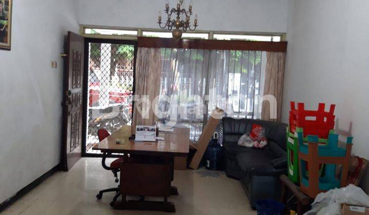 Rumah Sby Barat, derah Darmo Permai Selatan, 200 m² 1