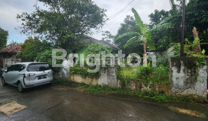 TANAH PLUS RUMAH STRATEGIS DEKAT KAMPUS UI TANAH PLUS RUMAH STRATEGIS DEKAT KAMPUS UI