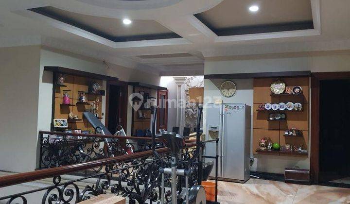 rumah classic lokasi stategis dekat mkg aman nyaman kelapa gading permai 2