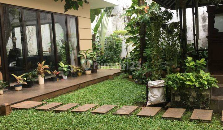 KAN RUMAH FULLYFURNISH SWIMMING POOL MEWAH JAKARTA PUSAT 1