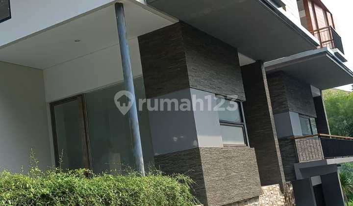 Brand New Rumah Siap Huni dan dengan Konsep Modern @Kebayoran Baru