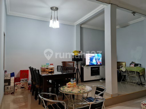 Rumah Siap Huni dan dengan Bangunan Kokoh dan Strategis @Kebayoran Lama 2