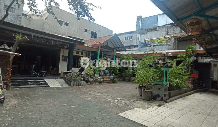 RUMAH DAN TOKO TENGAH KOTA SURABAYA NOL JALAN KUSUMA BANGSA 2