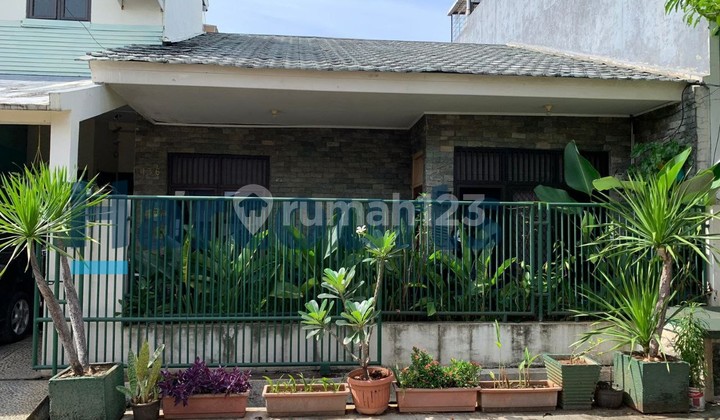 For Sale Spacious House in Mega Cinere Depok Bogor B M 1