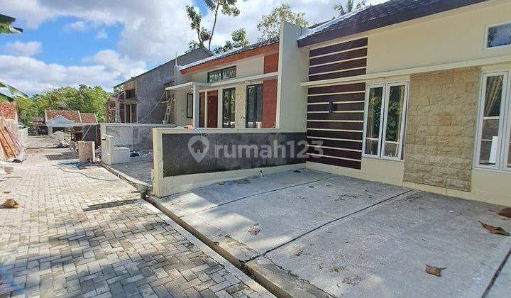 Rumah Baru Minimalis Modern Dekat Kampus Umy 2