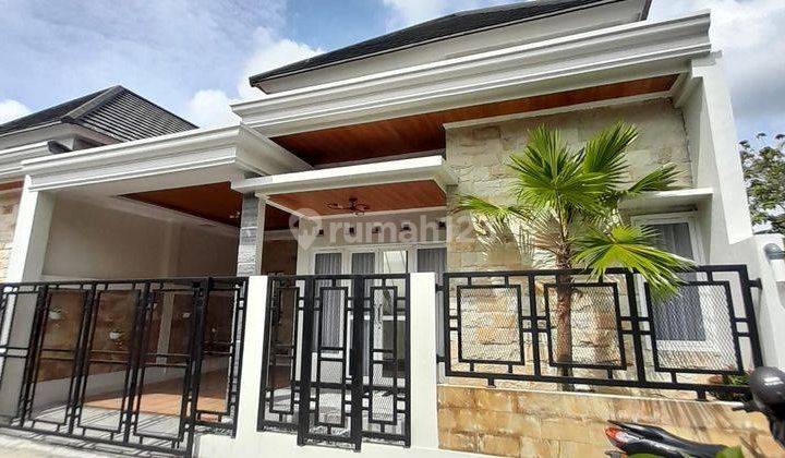 Rumah Baru Siap Huni Modern Elegan 7 Menit Ke Kampus Uii 1