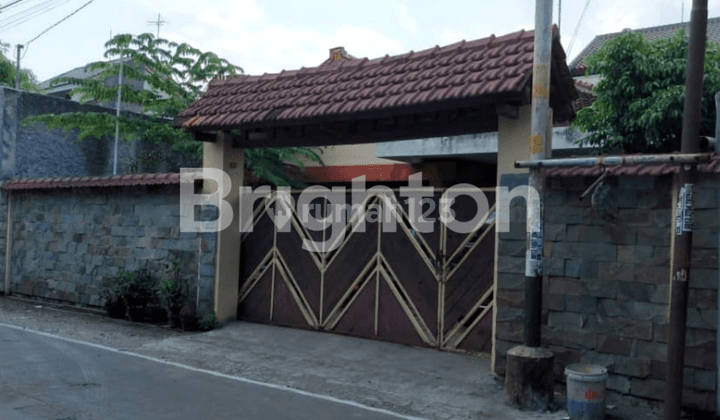 JUAL CEPAT RUMAH DEKAT PASAR LEGI, DAN STASIUN BALAPAN 1