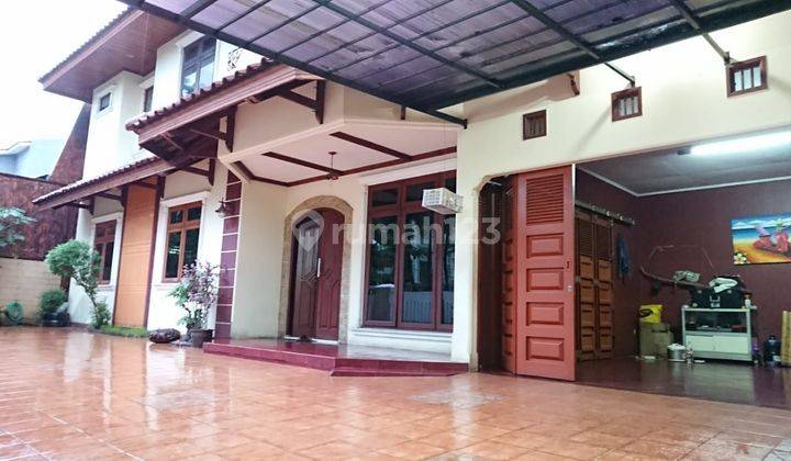 Rumah Lokasi Strategis di Komplek Wijaya Kusuma S4366 1