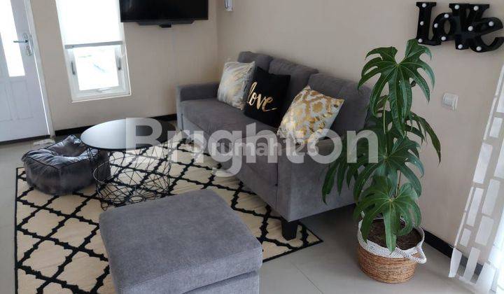 Vila 2 lantai plus kolam renang dan furnished   di kota batu 2