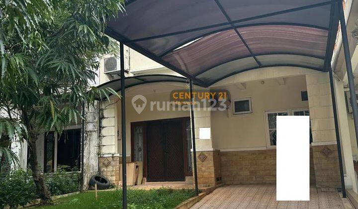 Rumah 2 Lantai Semi Furnished  Siap Huni Di Cluster Meadow Green 1