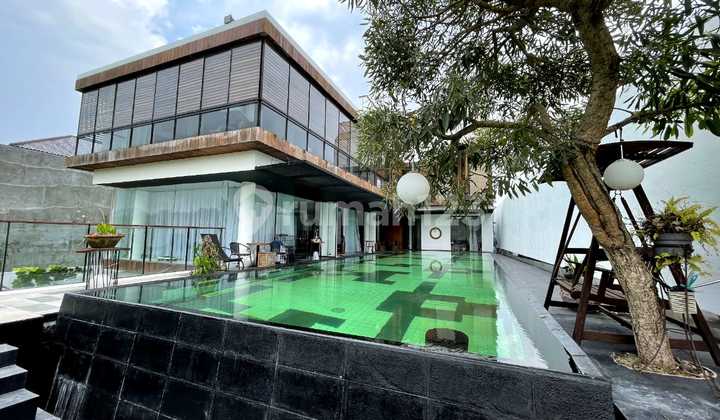 Rumah Kekinian di Kota Baru Parahyangan Rumah Kekinian di Kota Baru Parahyangan