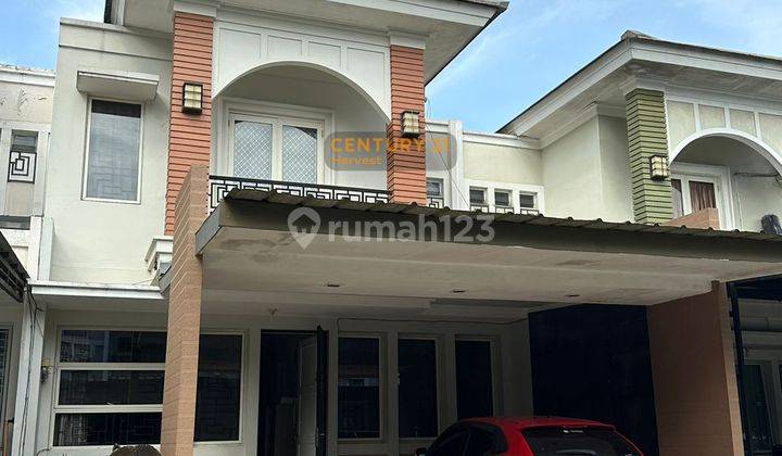 Rumah 2 Lantai Siap Huni Furnished Di Cluster Florencia 1