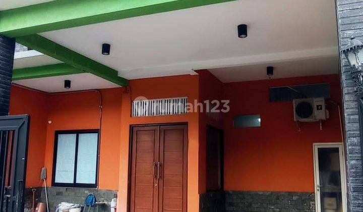 Rumah di Taman Kutisari Indah Utara, 2 Lantai, Minimalis Modern, Design Interior bagus, Siap Huni 2