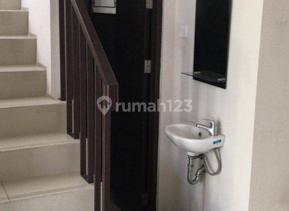 Rumah Bagus 2 Lantai Siap Huni Furnished Di The Patio Woodland 2