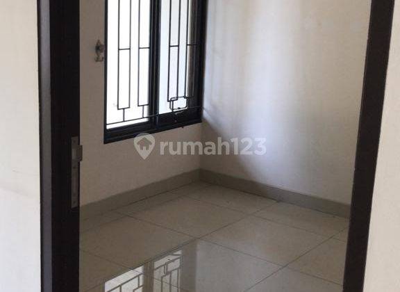 Rumah Bagus 2 Lantai Siap Huni Furnished Di The Patio Woodland 2