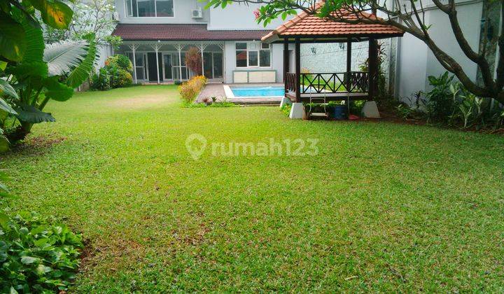 Townhouse, Big Garden And Pool, Asri dan nyaman 1