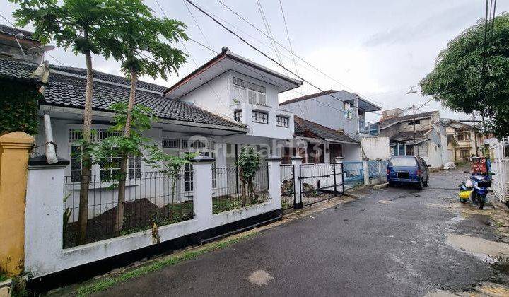 Rumah Bersih Terawat Siap Huni di Taman Cibaduyut Indah  1