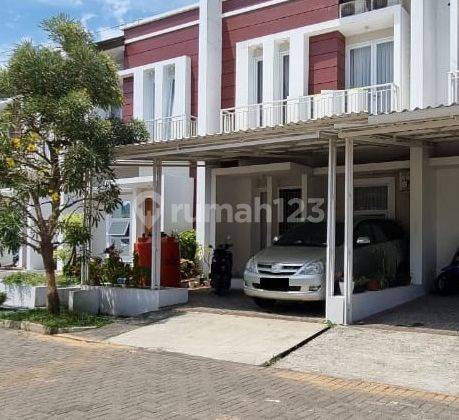 Rumah Cakep Banget di Taman Kopo Katapang 1