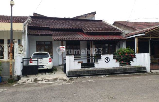 Rumah Nyaman Banget di Taman Kopo Indah 1 1