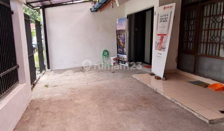 Rumah Sangat Terawat Jamin Nyaman di Taman Kopo Indah 2 2