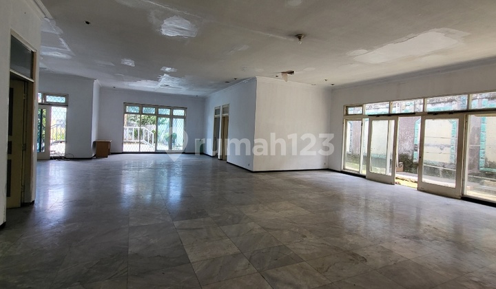 RUMAH  DAERAH JAGAKARSA JAKARTA SELATAN