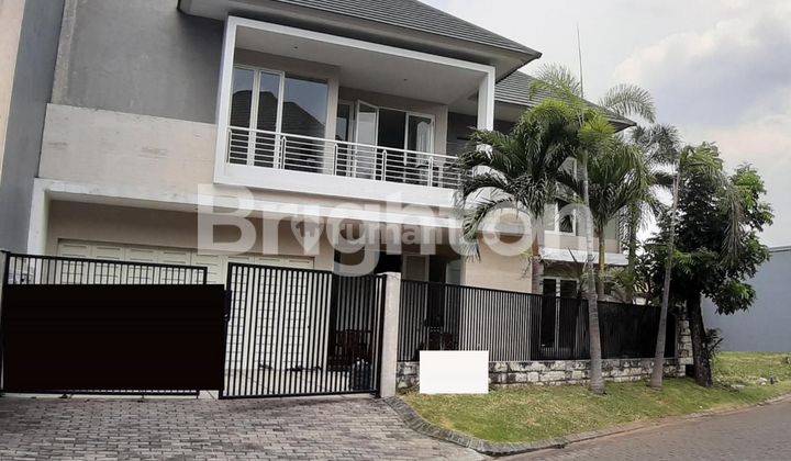 PRIVATE CLUSTER RUMAH CLUB HOUSE GOLF AREA 1