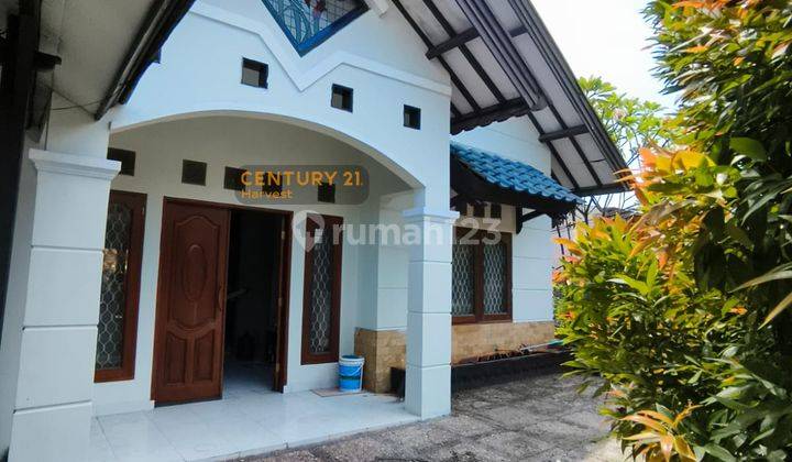 Rumah Bagus Siap Huni Semi Furnished Di Taman Sentosa 2