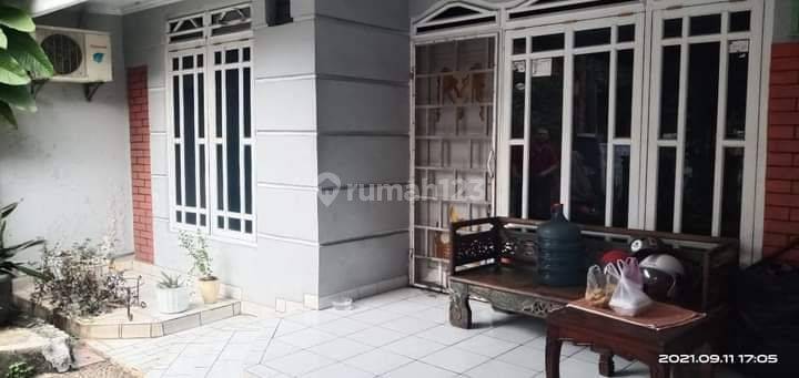 Rumah di Buaran, Jakarta Timur @LST/S/5477 1