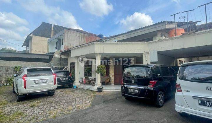 Rumah Mampang lokasi strategis sangat cocok untuk jadi kos 1