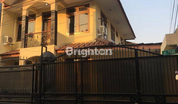 RUMAH HOEK TEBET TIMUR JAKARTA SELATAN 1