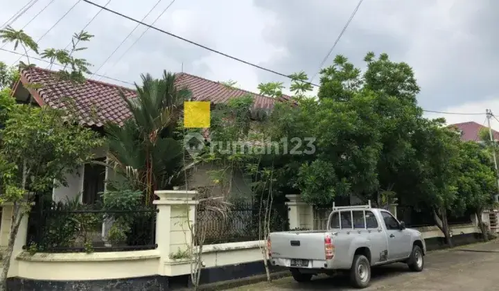 Di  Rumah di Jl. R. Sukamto (Komp. Permata Griya) Kel. 8 Ilir Kec. Ilir Timur II 2